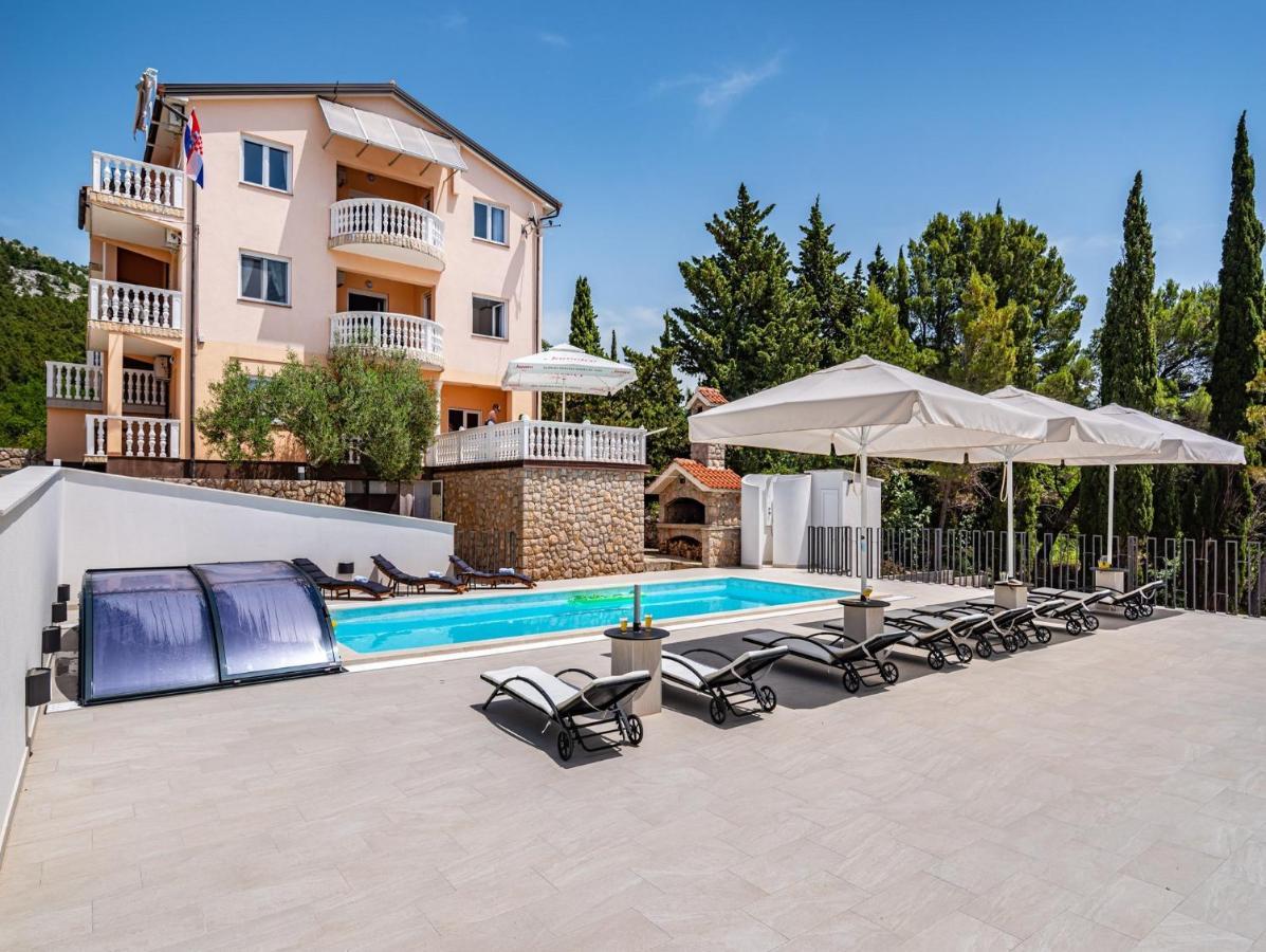 Apartments Prkacin Starigrad Paklenica Bagian luar foto