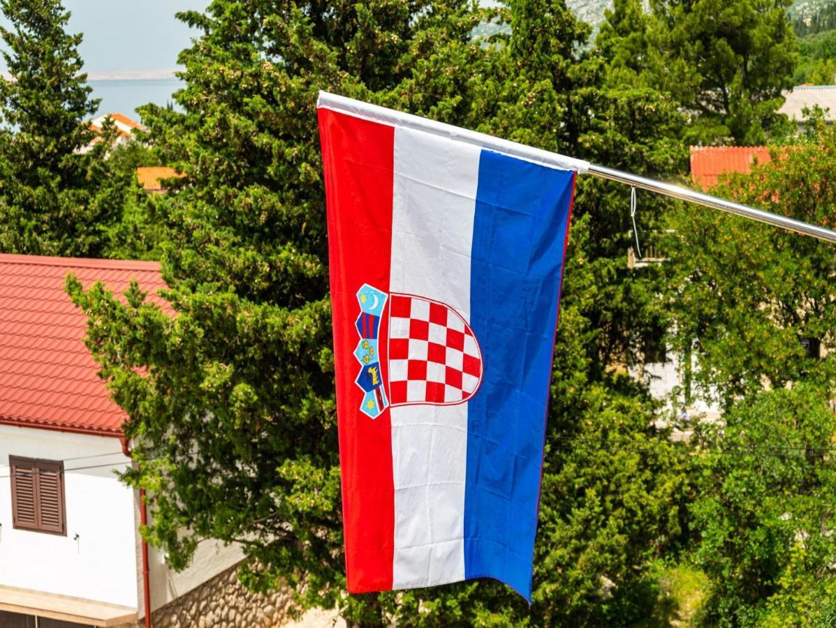 Apartments Prkacin Starigrad Paklenica Bagian luar foto