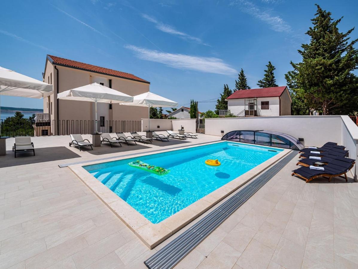 Apartments Prkacin Starigrad Paklenica Bagian luar foto