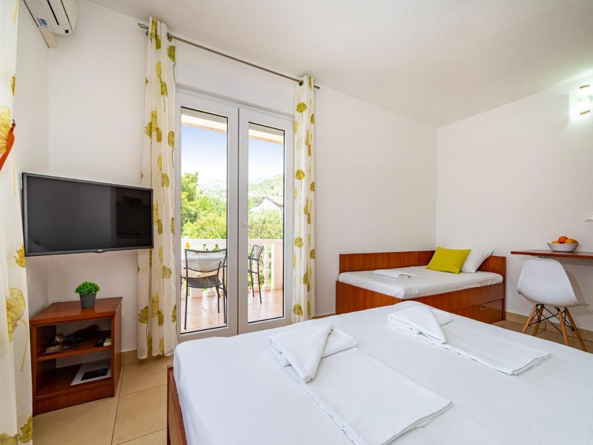 Apartments Prkacin Starigrad Paklenica Bagian luar foto