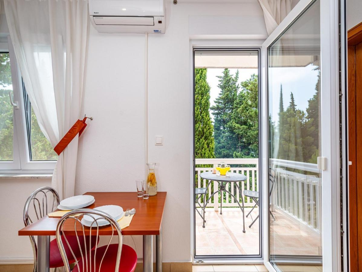 Apartments Prkacin Starigrad Paklenica Bagian luar foto