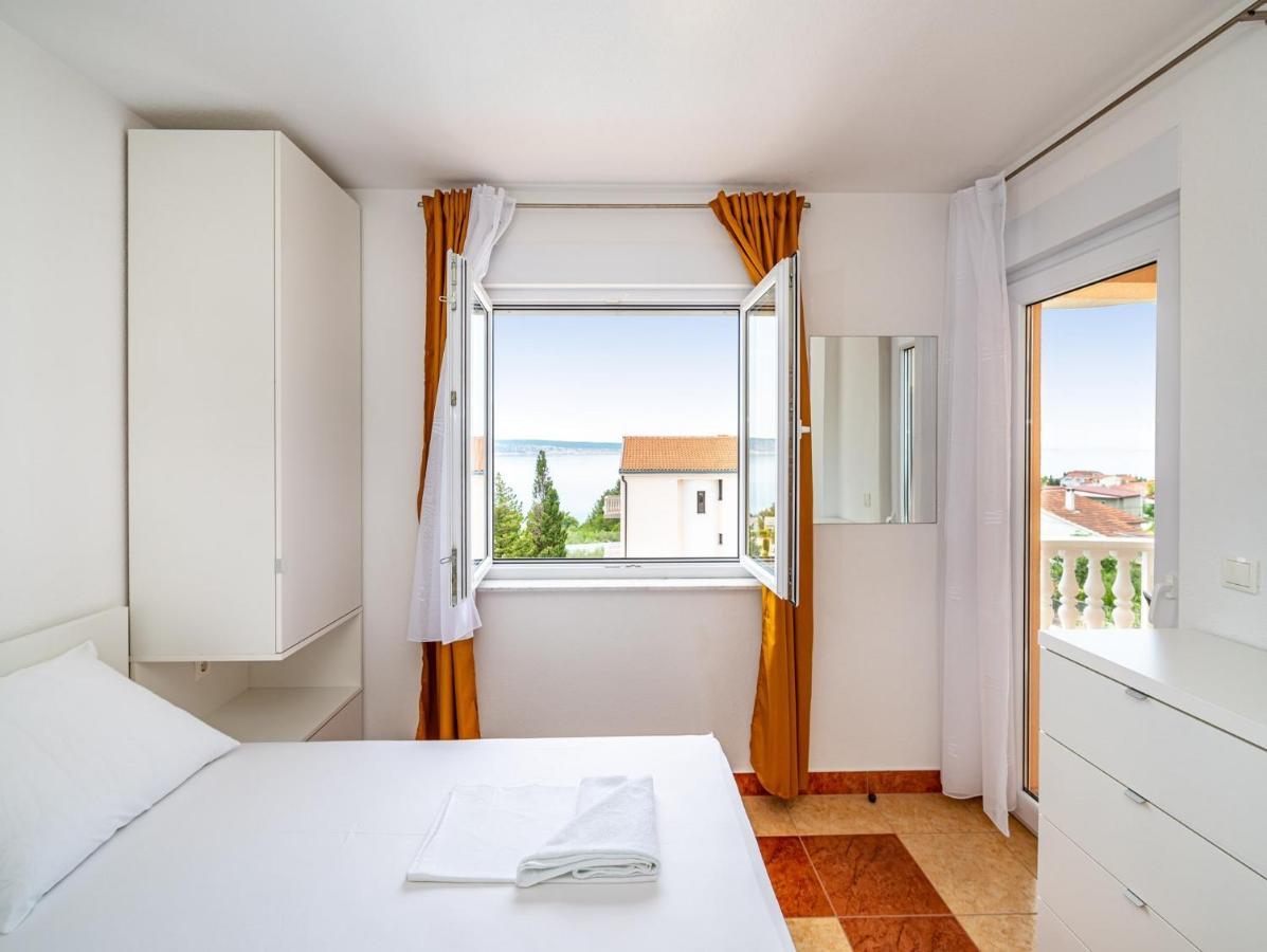 Apartments Prkacin Starigrad Paklenica Bagian luar foto